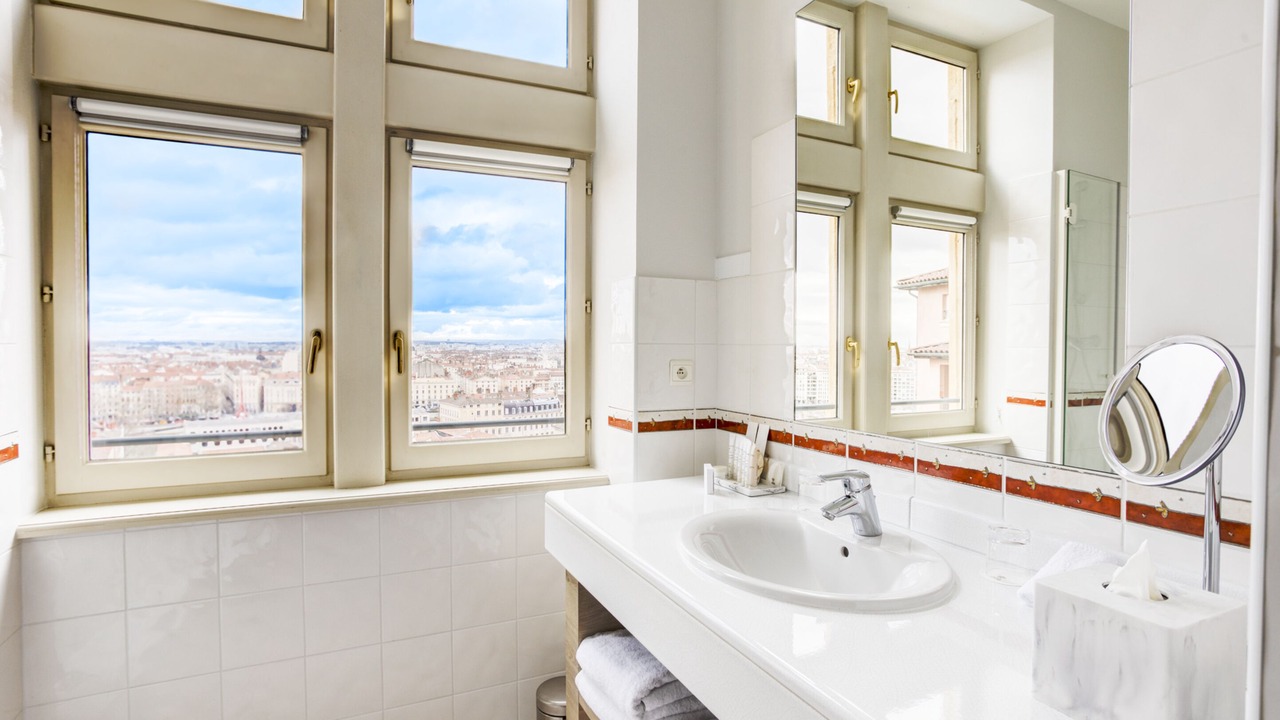Photo of Bathroom in Old Lyon