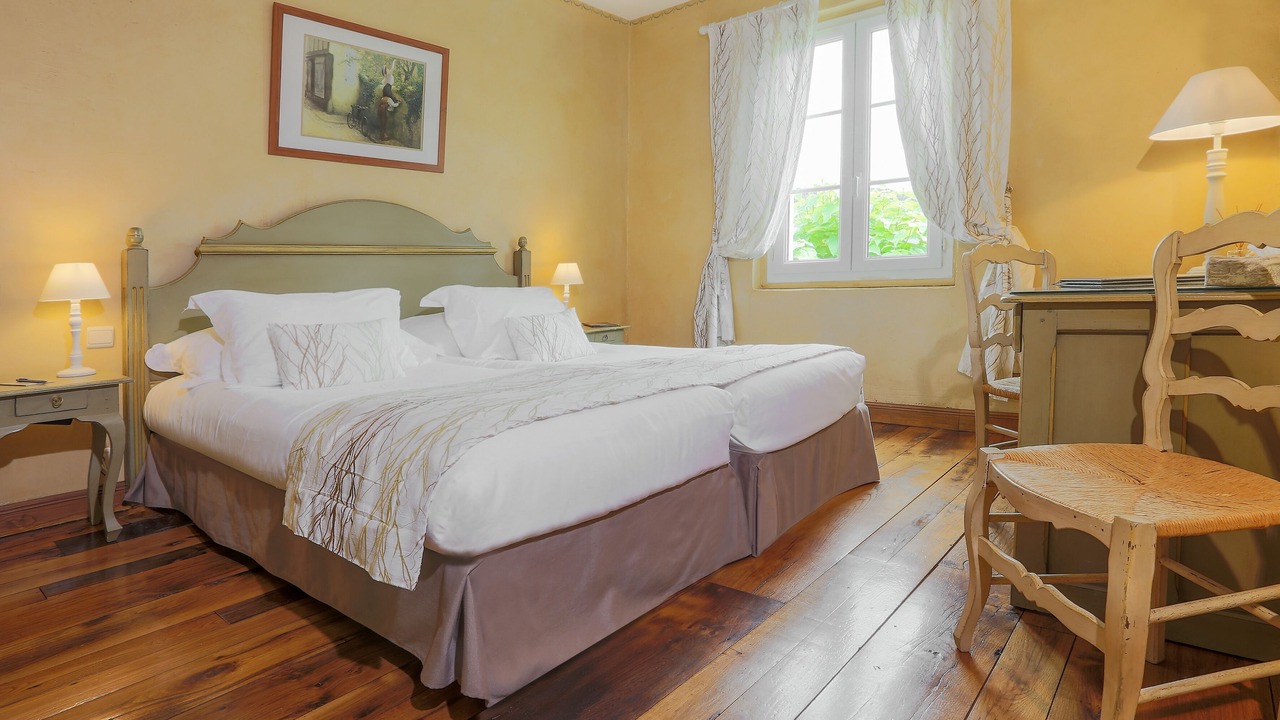 Photo of Bedroom in Lacave