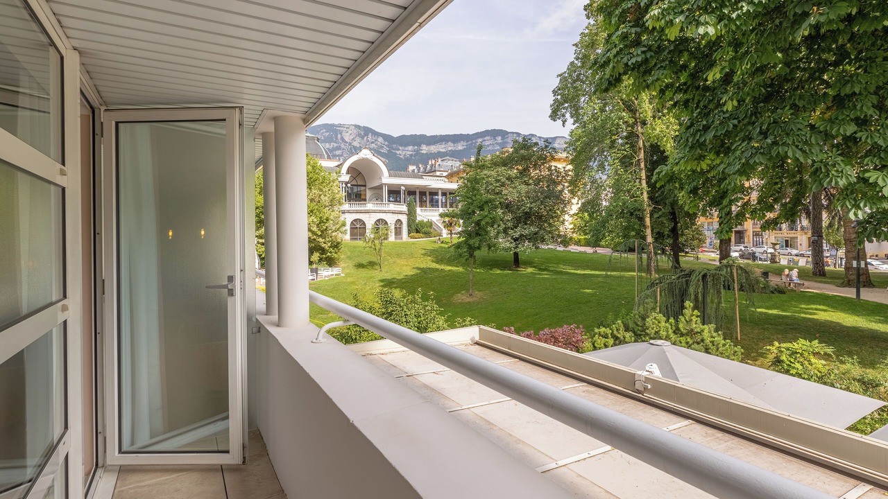 Photo of Patio Balcony in Aix-les-Bains City Center