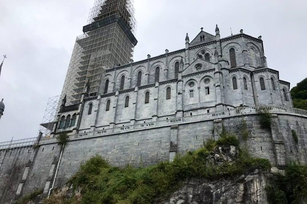 Photo of Others in Lourdes