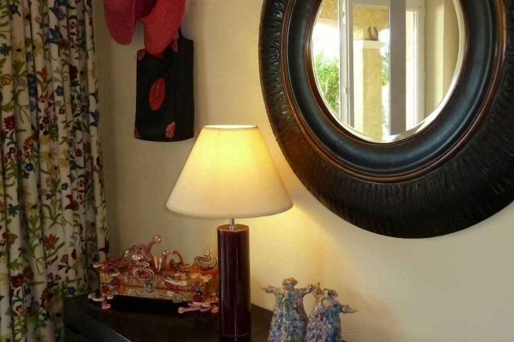 Photo of Bedroom in Paraza