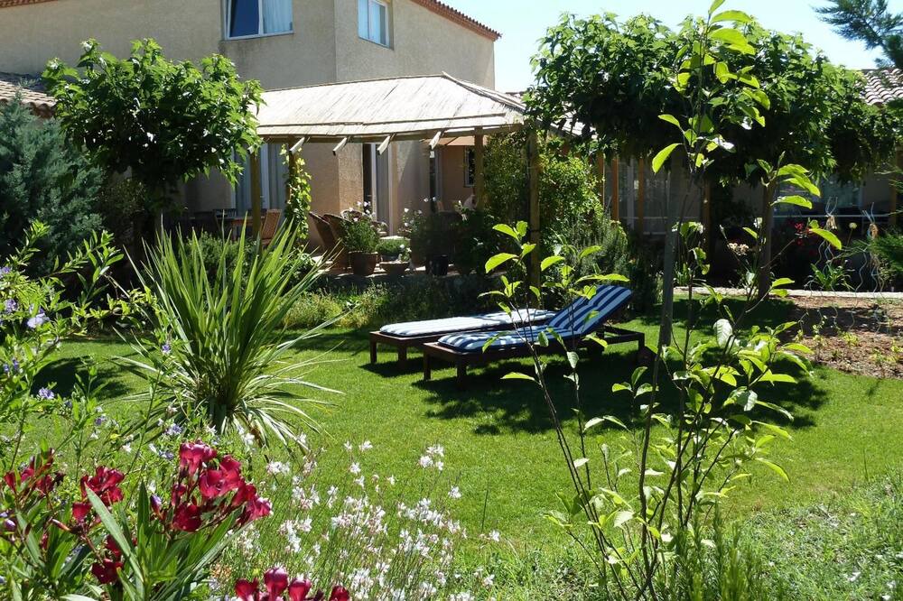 Photo of Outdoor in Paraza