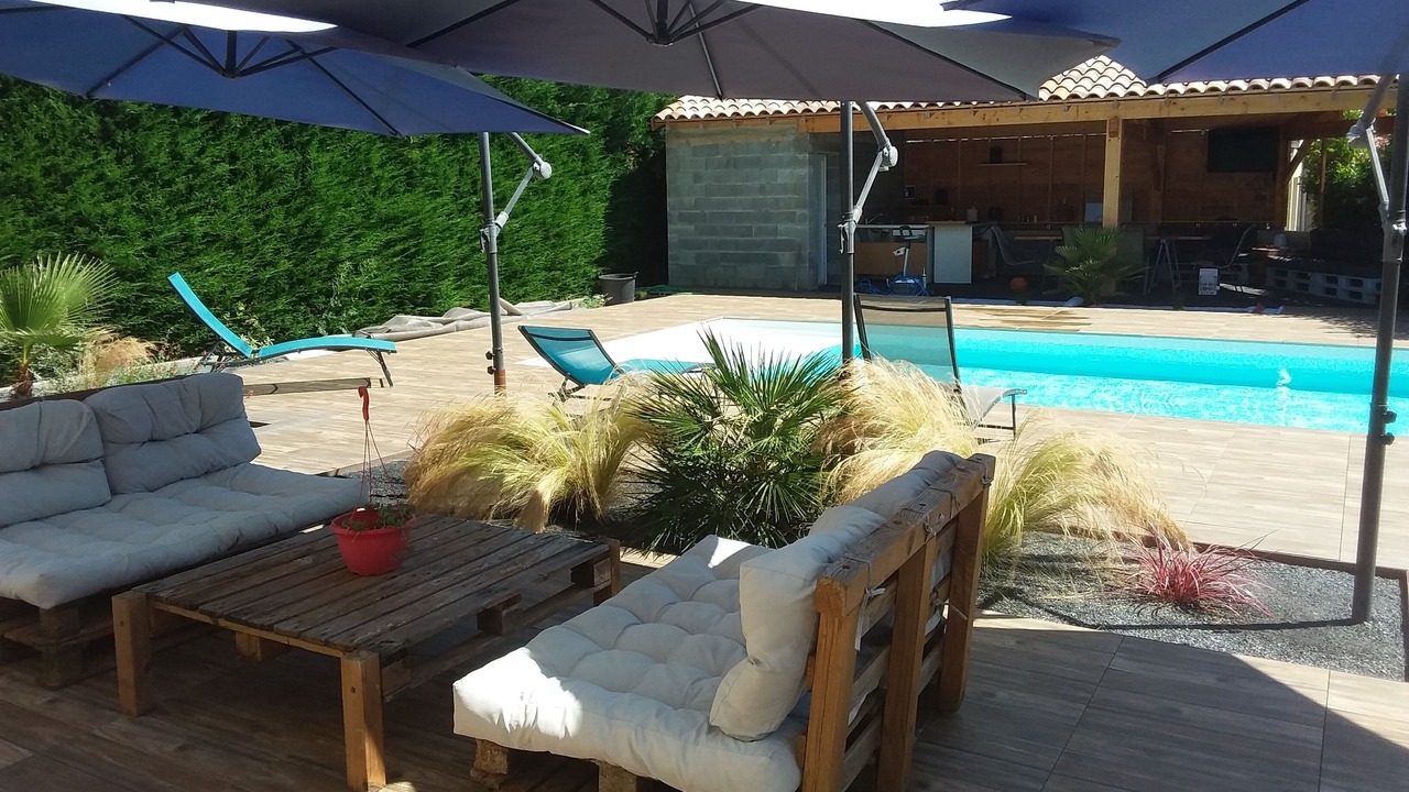 Photo of Outdoor in Arthes