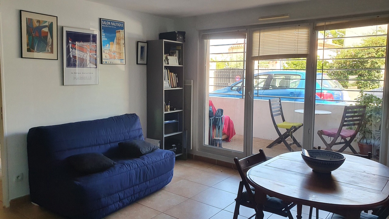 Photo of Livingroom in 8th Arrondissement