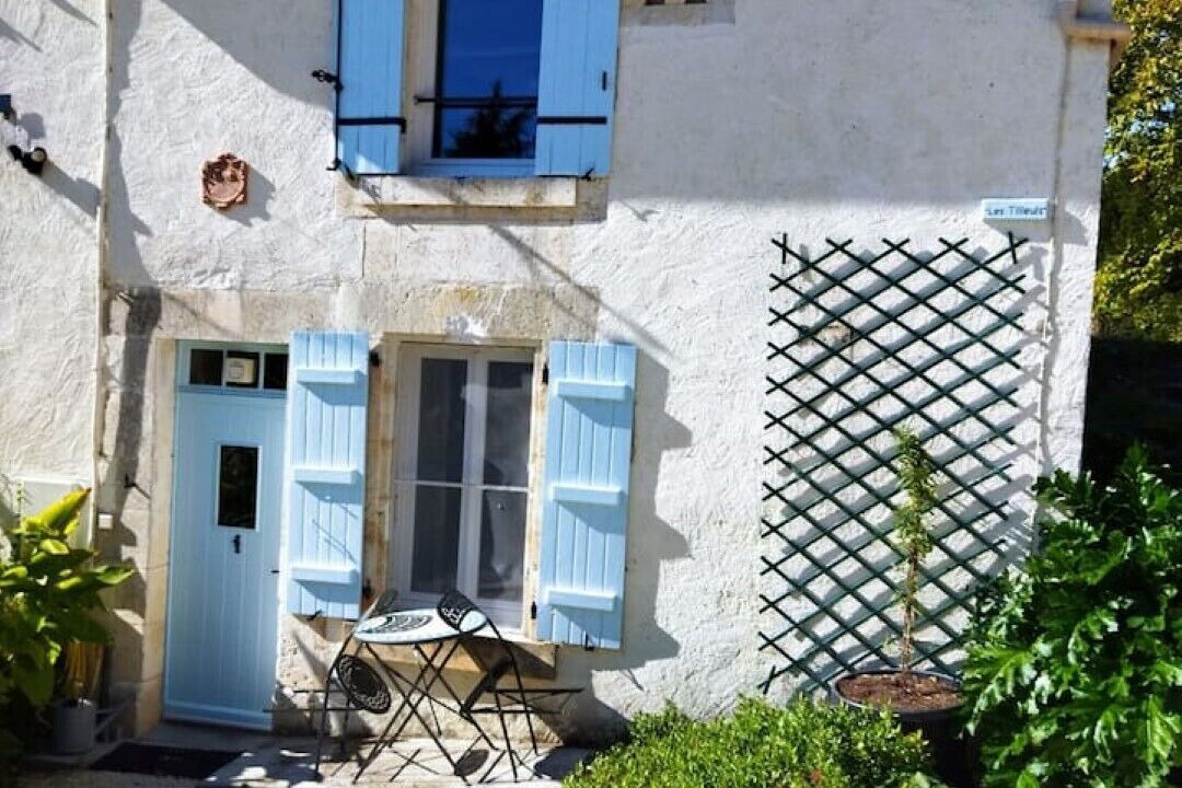 Photo of Outdoor in Bellon