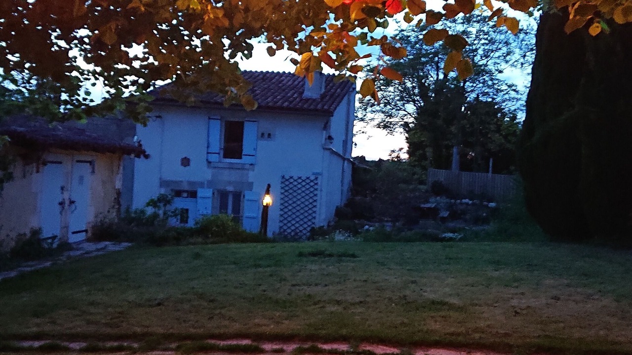 Photo of Outdoor in Bellon