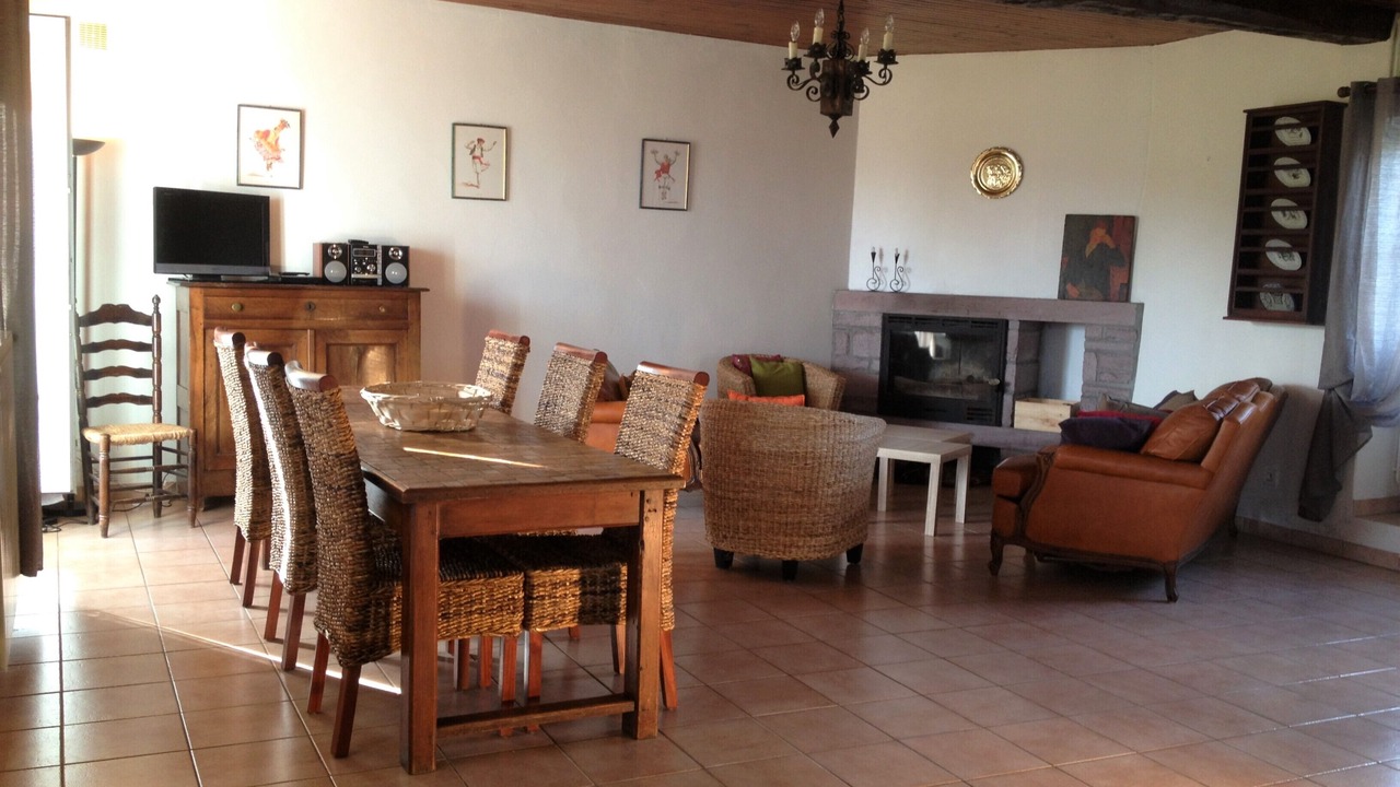 Photo of Livingroom in Saint-Jean-le-Vieux