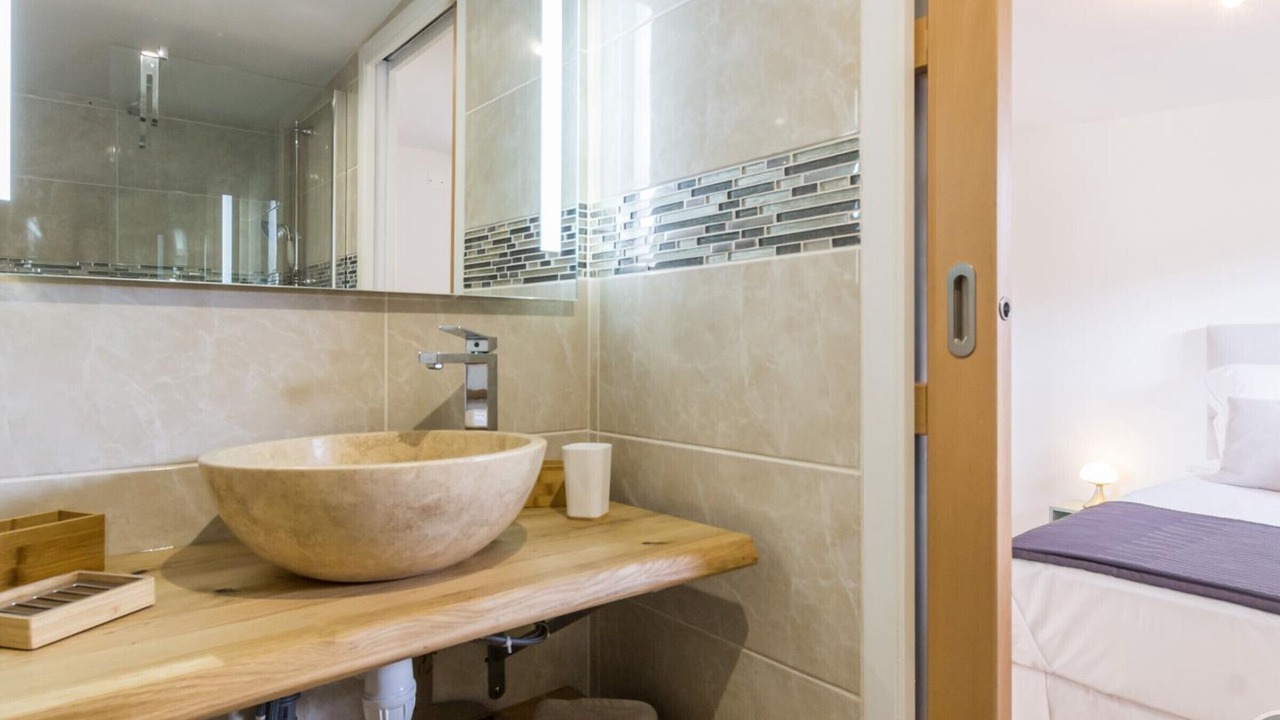 Photo of Bathroom in Tourlaville