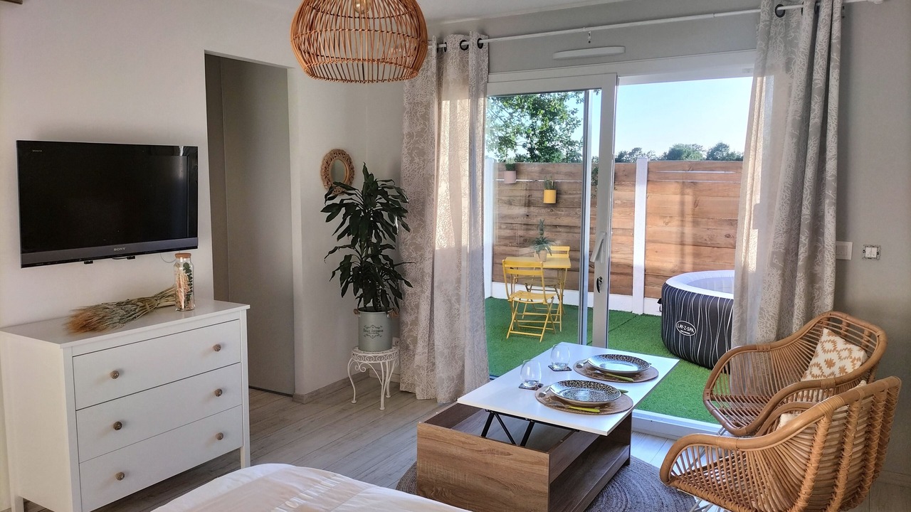 Photo of Bedroom in Commequiers