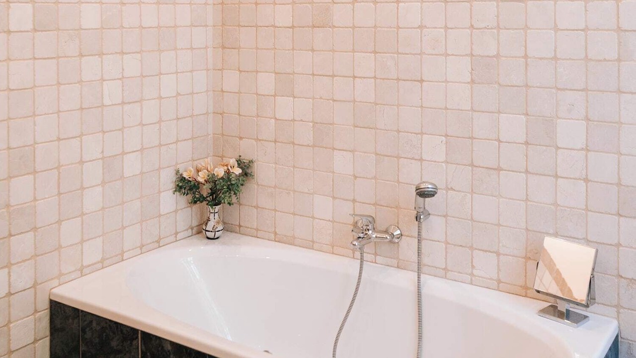 Photo of Bathroom in Lamanon