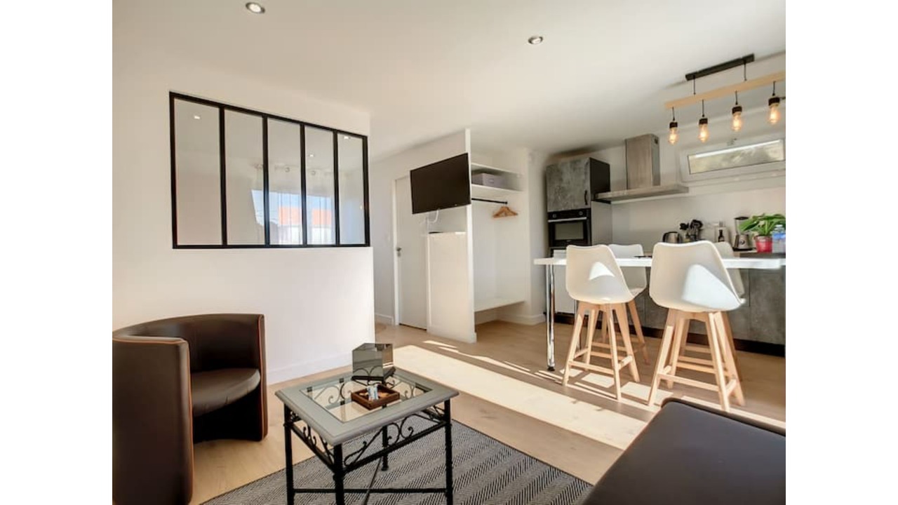 Photo of Livingroom in St-Meme-le-Tenu