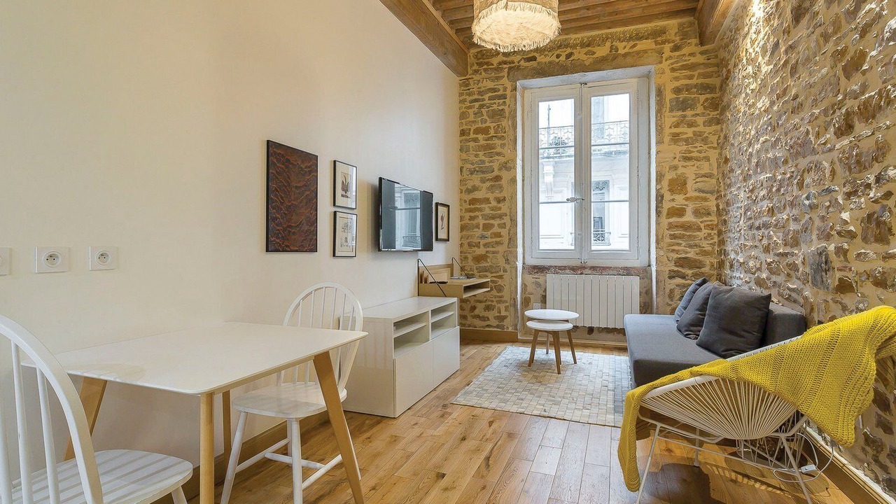 Photo of Livingroom in Carnot - Gailleton