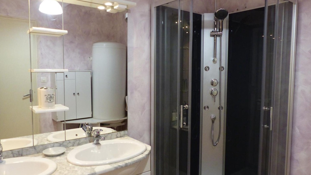 Photo of Bathroom in Saint-Palais
