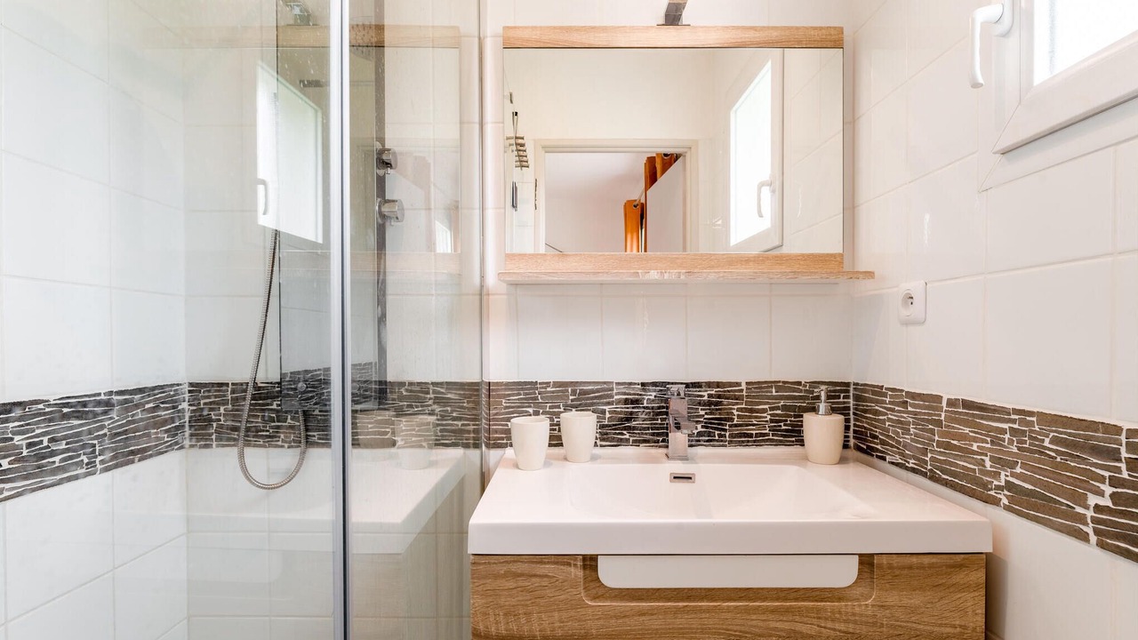 Photo of Bathroom in Lyons-la-Foret