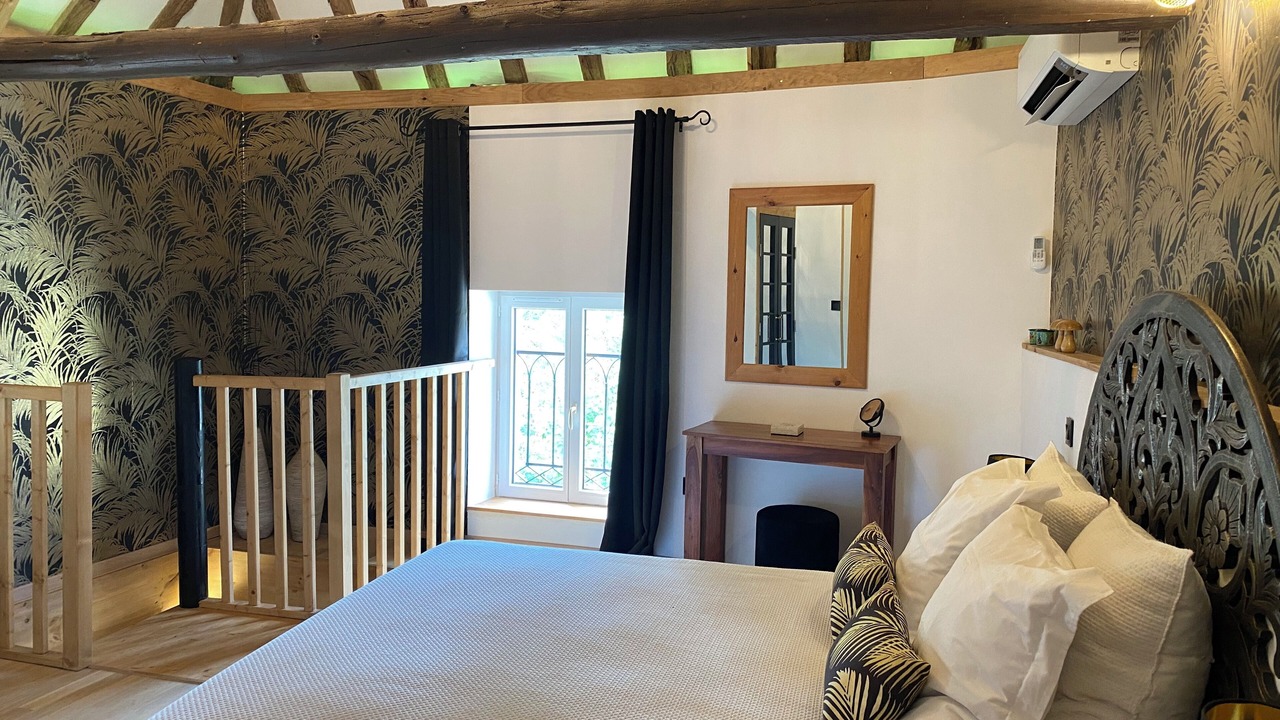 Photo of Bedroom in Cusset