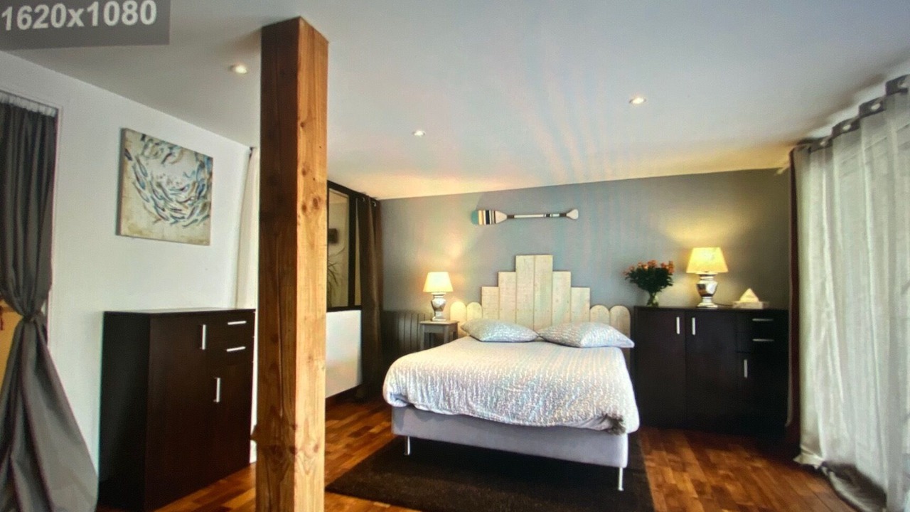 Photo of Bedroom in Saint-Michel-en-Greve
