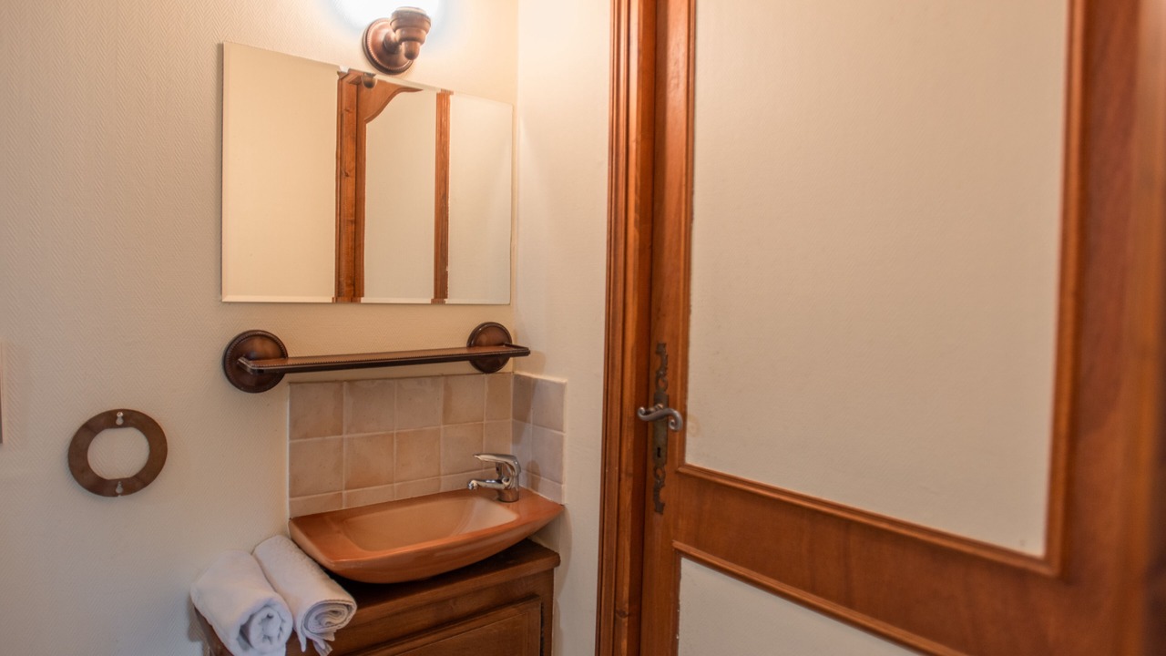 Photo of Bathroom in Prats-du-Perigord