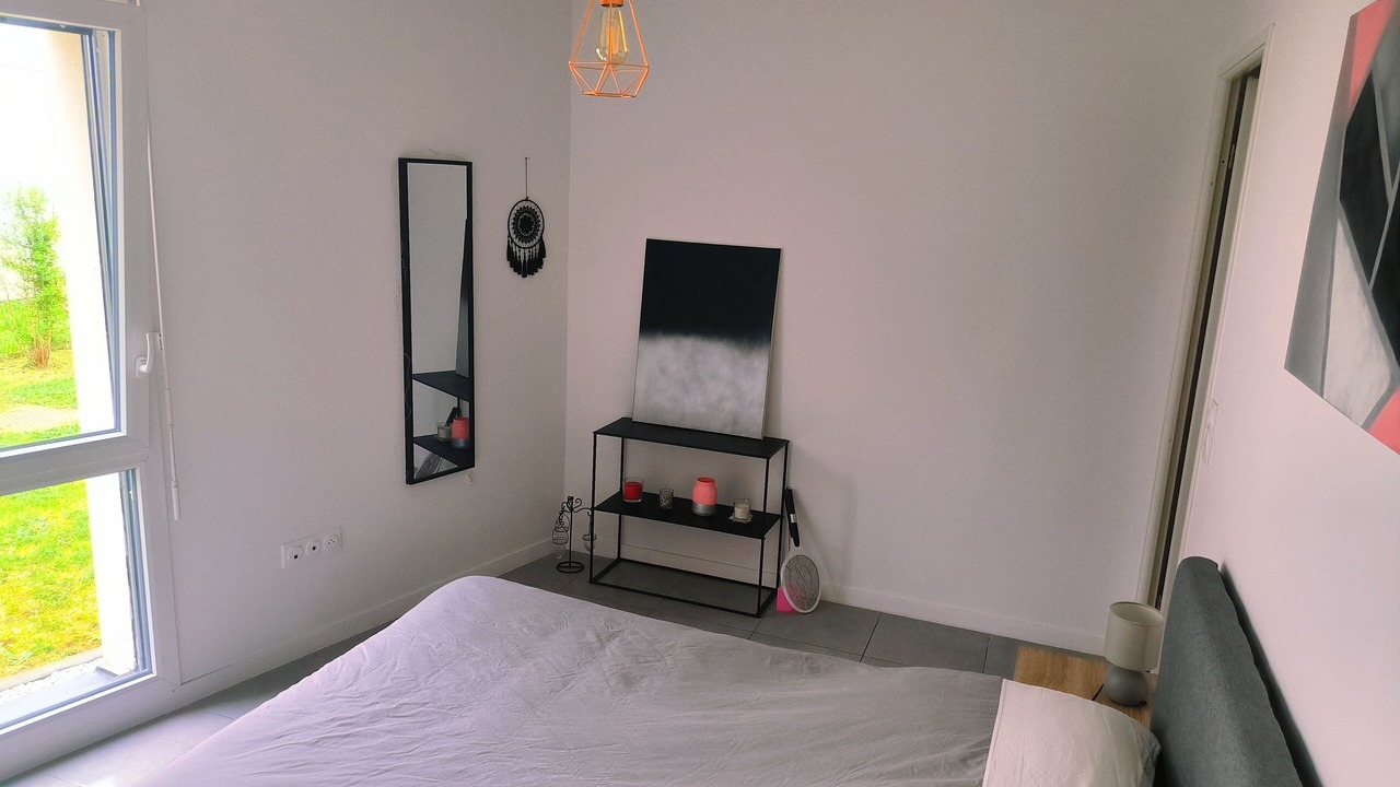 Photo of Bedroom in Villenave-d'Ornon