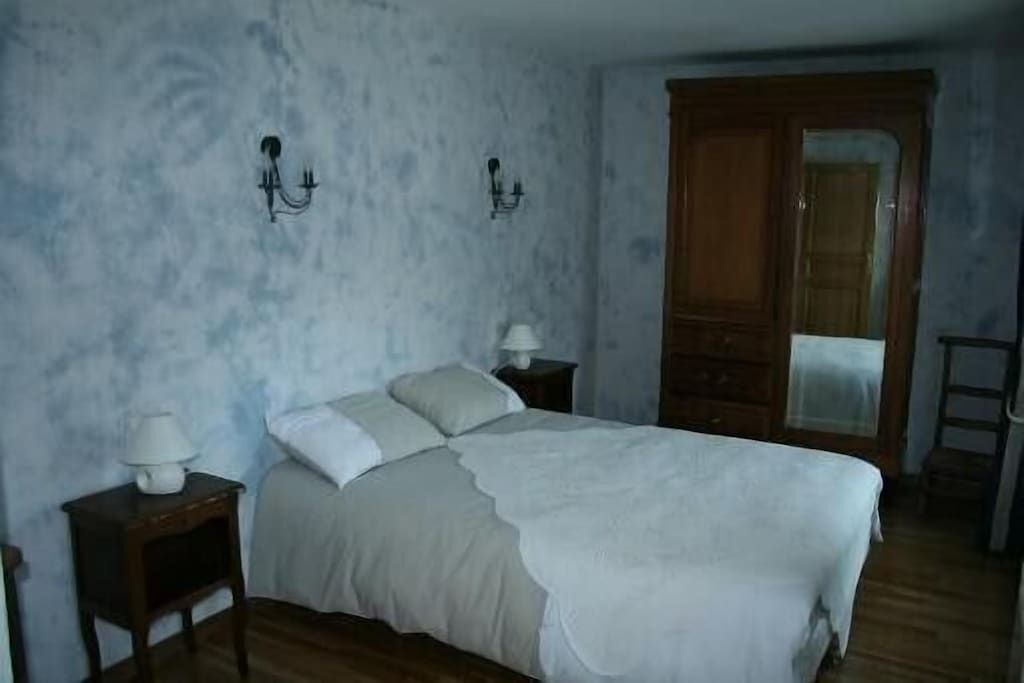Photo of Bedroom in Montchaton