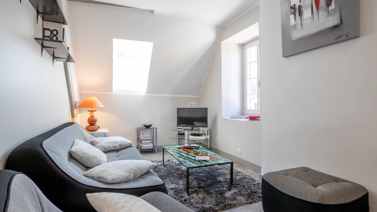 Photo of Livingroom in Beaune City Centre