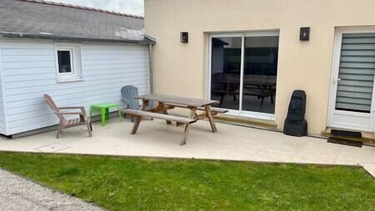 Photo of Outdoor in Saint-Come-de-Fresne