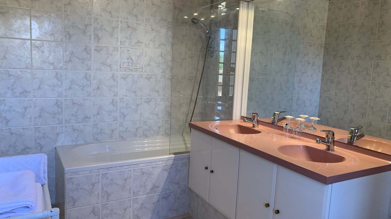 Photo of Bathroom in Mazeyrolles