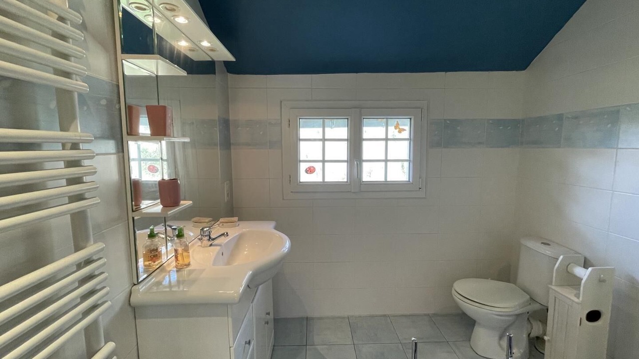 Photo of Bathroom in Accous
