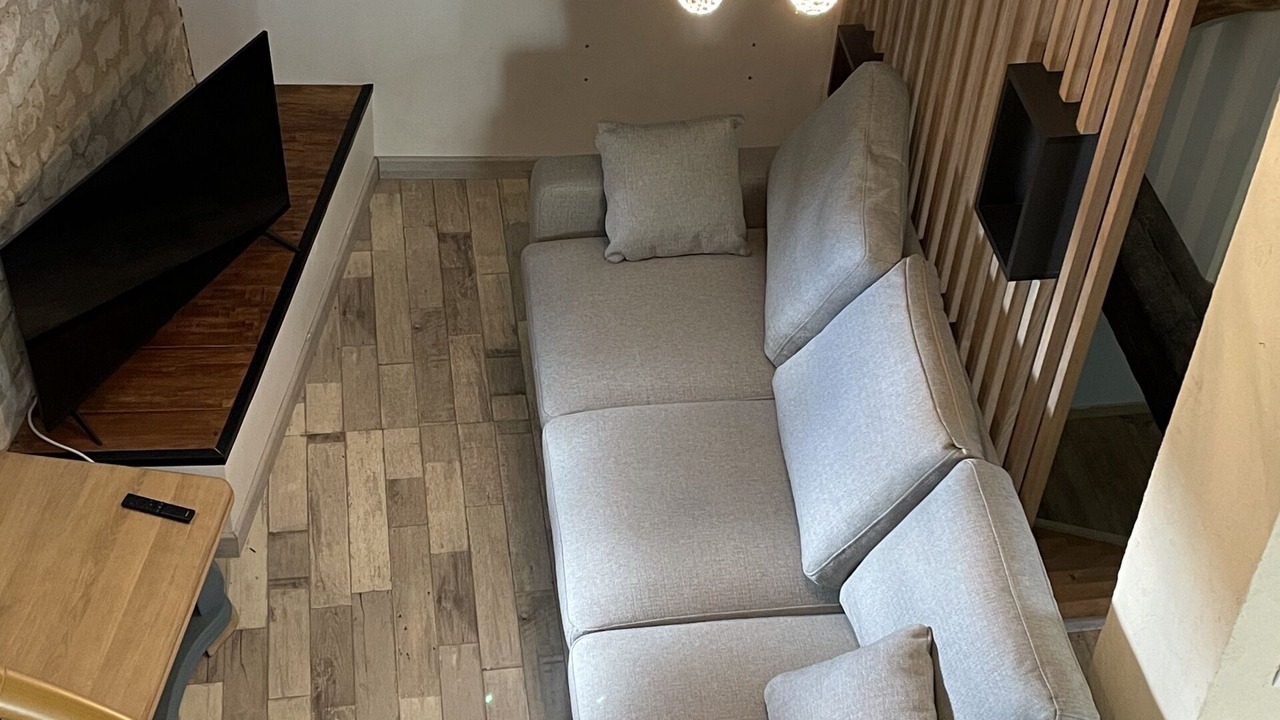 Photo of Livingroom in Seigy