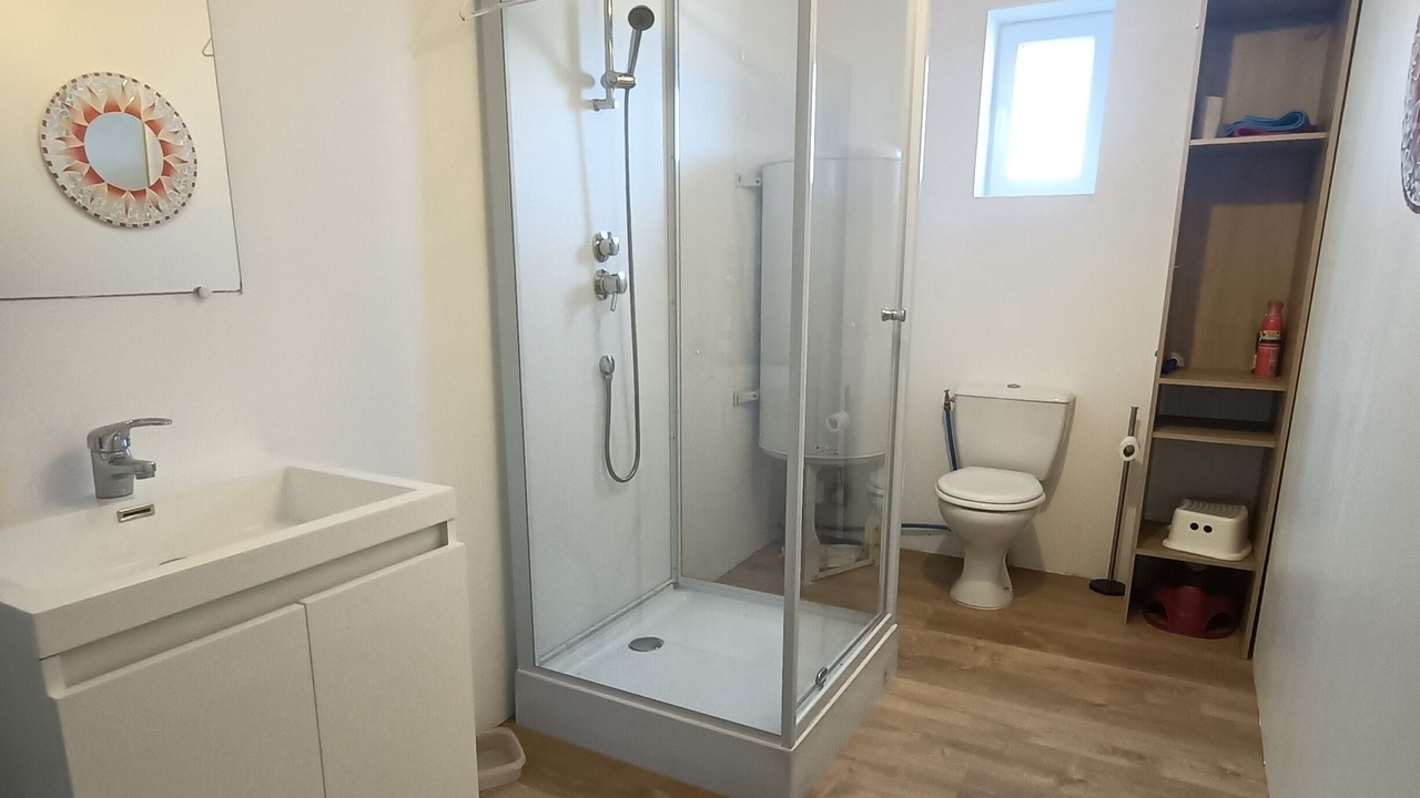 Photo of Bathroom in Saint-Ouen-du-Tilleul