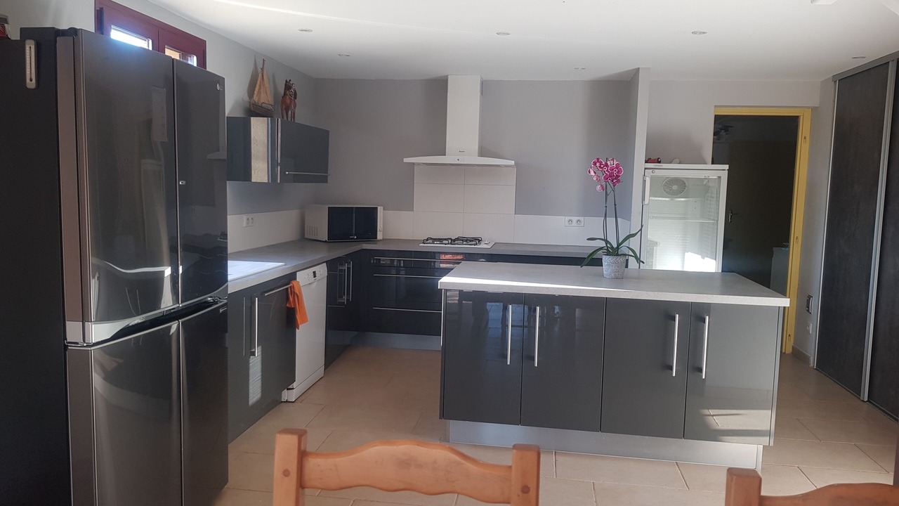Photo of Kitchen in Biron