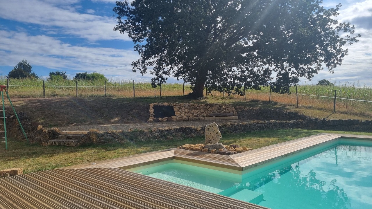 Photo of Outdoor in Biron