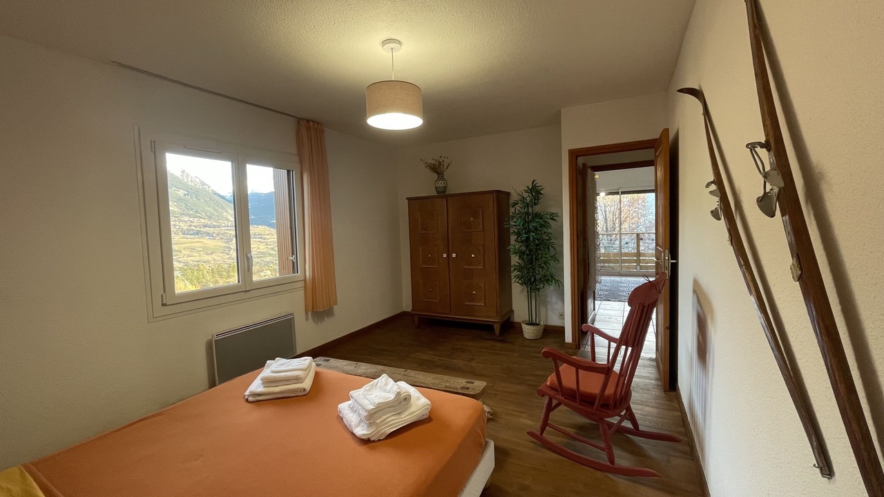 Photo of Bedroom in Embrun