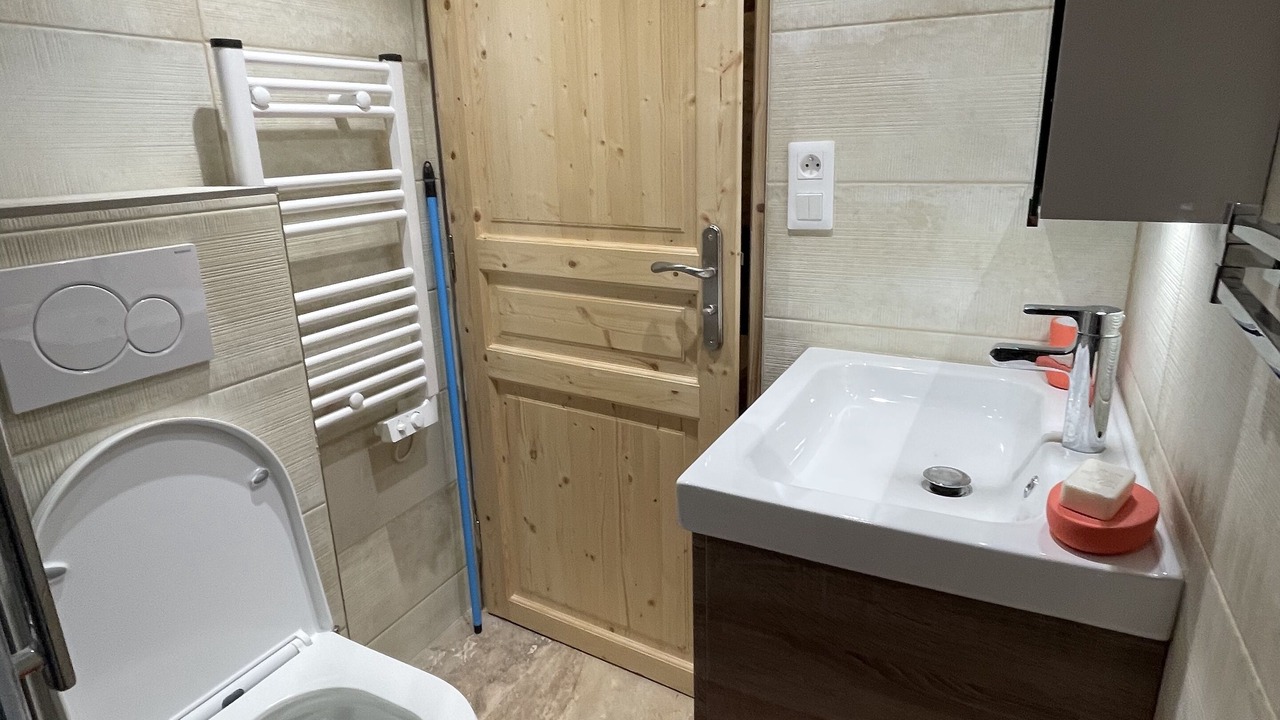 Photo of Bathroom in Bois-Jerome-Saint-Ouen