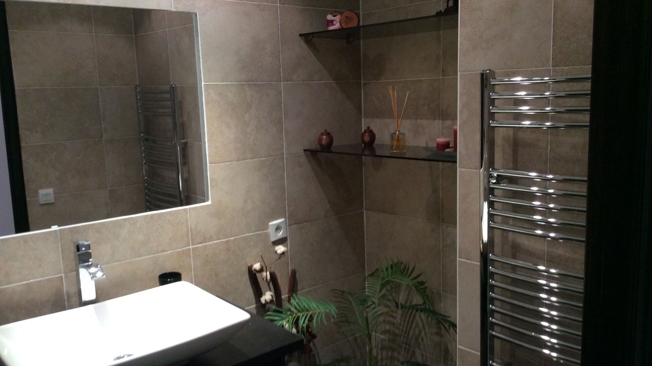 Photo of Bathroom in Espero-Pax