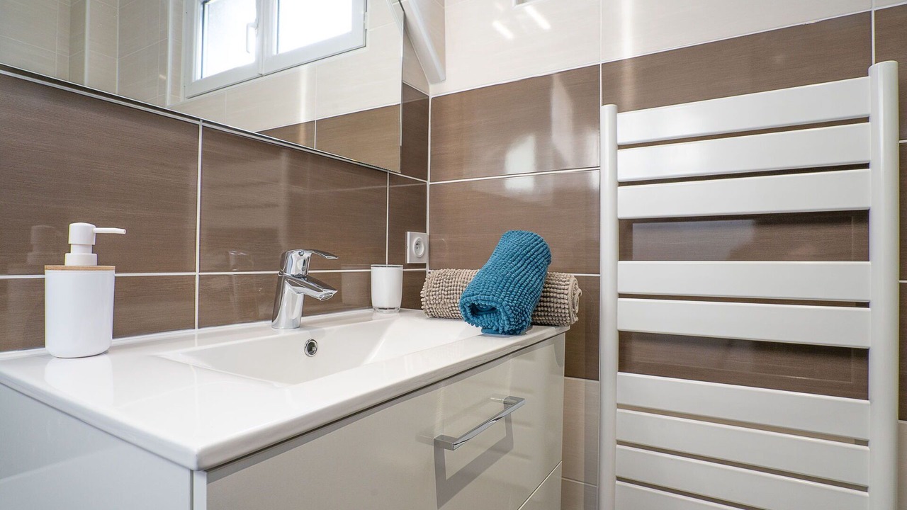 Photo of Bathroom in Saint-Ideuc