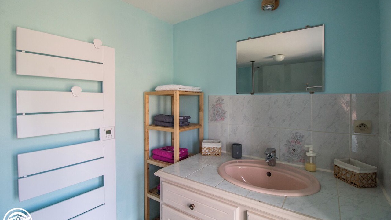Photo of Bathroom in Saint-Antheme