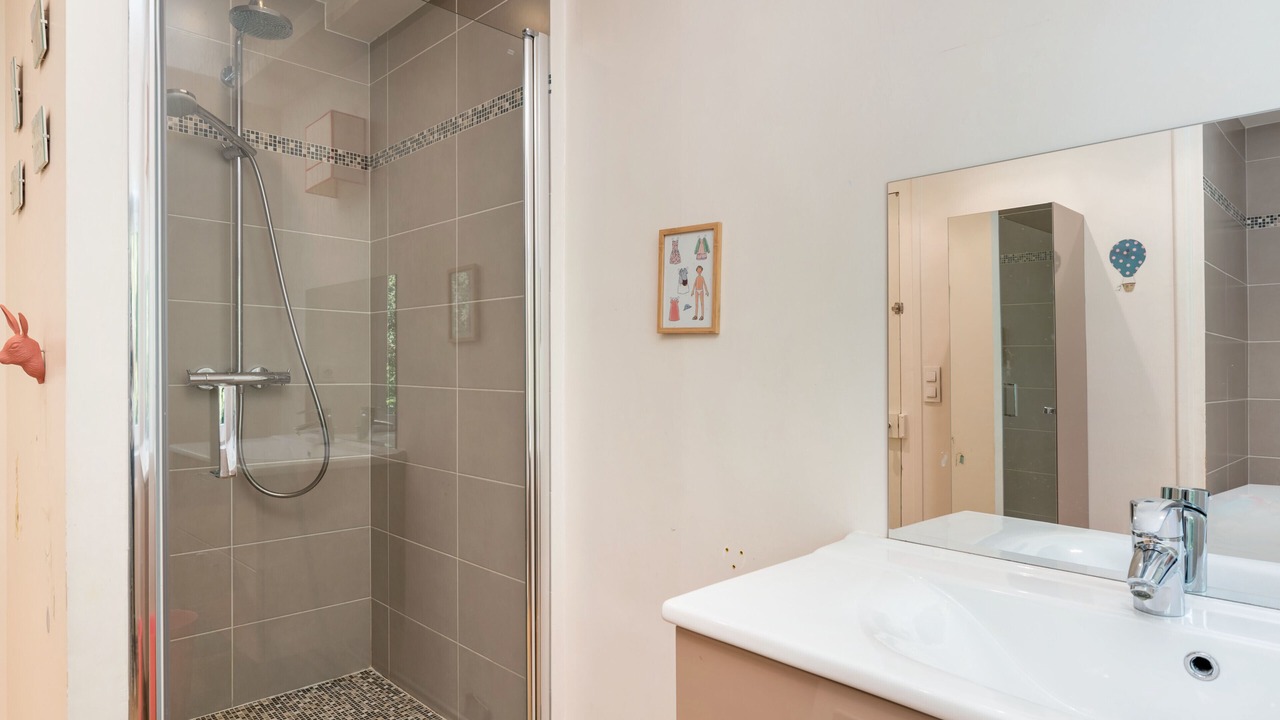 Photo of Bathroom in La Mulatiere