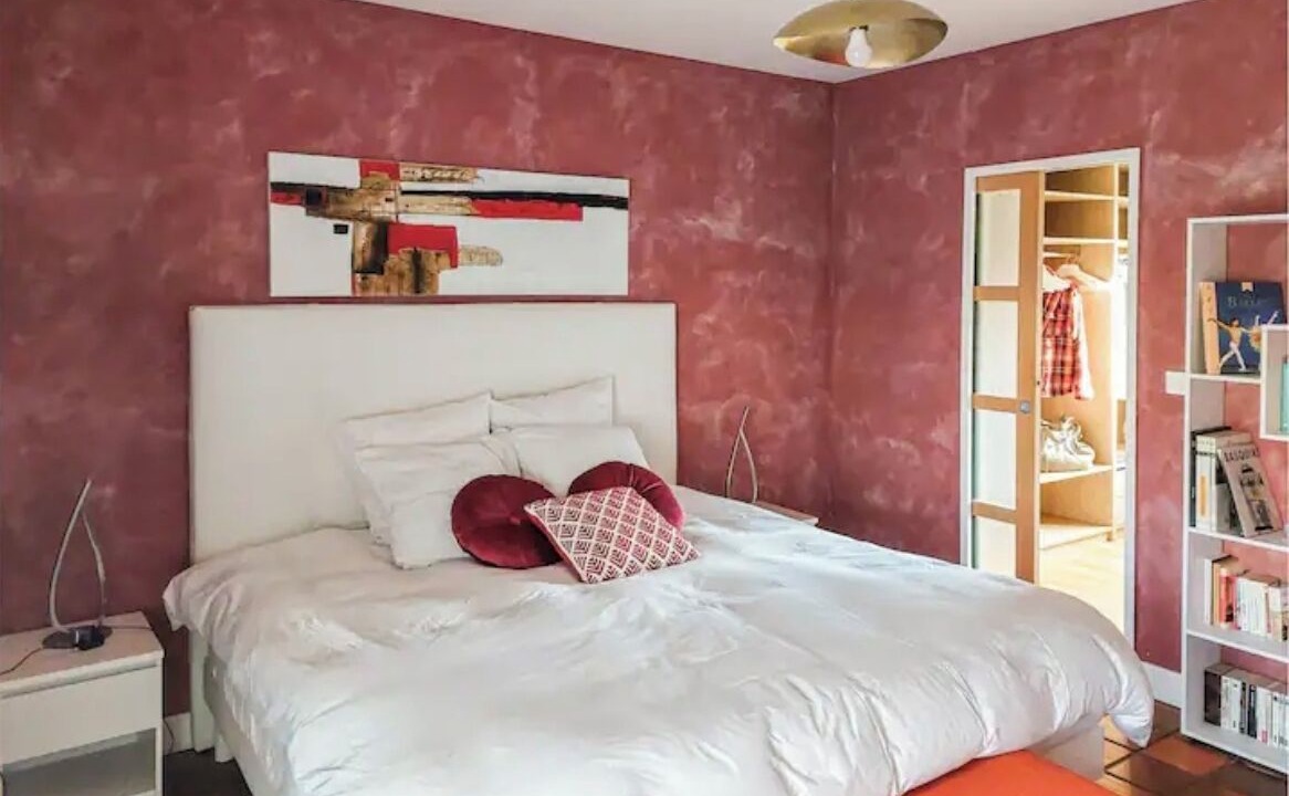 Photo of Bedroom in Berville-sur-Seine