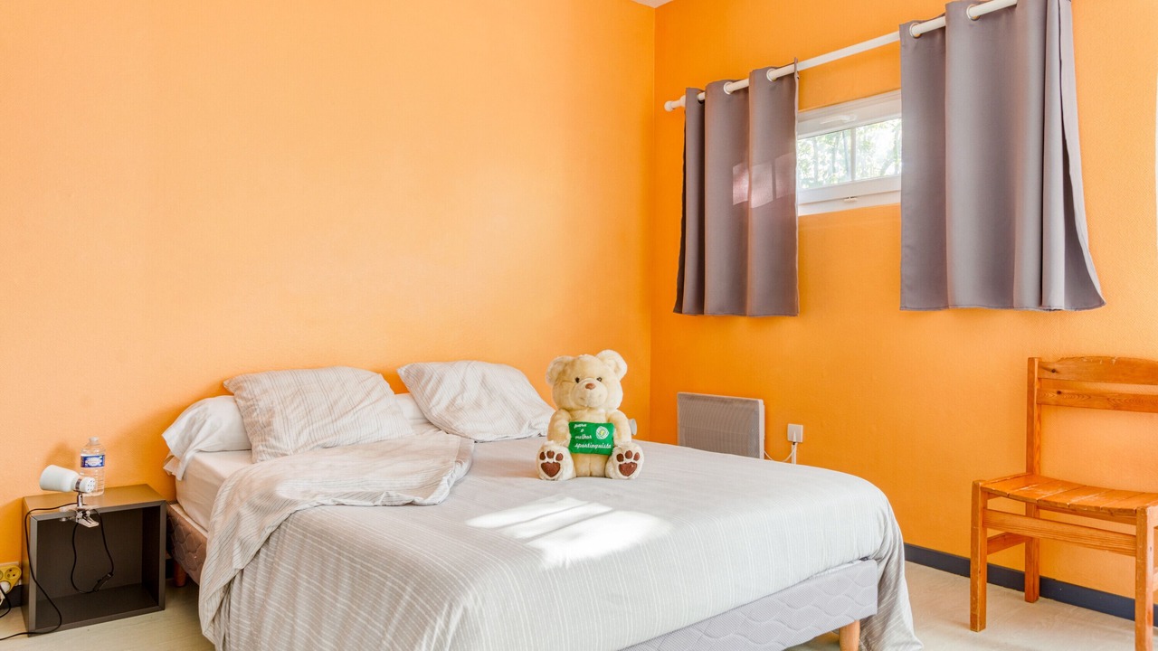 Photo of Bedroom in Noyant-Villages