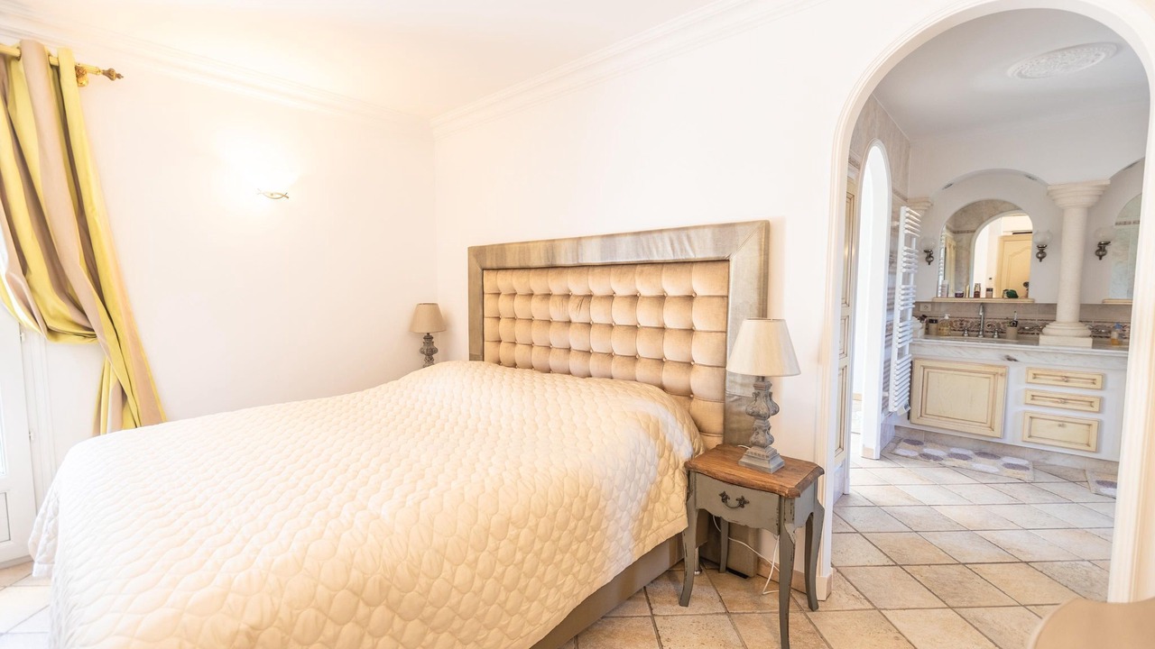 Photo of Bedroom in Plage de la Garonnette