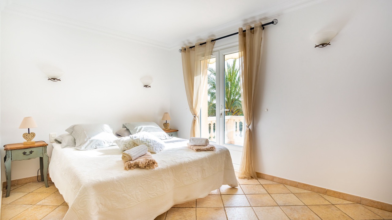Photo of Bedroom in Plage de la Garonnette
