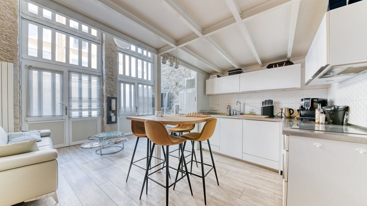 Photo of Kitchen in Jules Ferry - Recamier