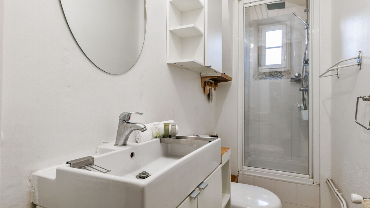 Photo of Bathroom in Charpennes - Charmettes