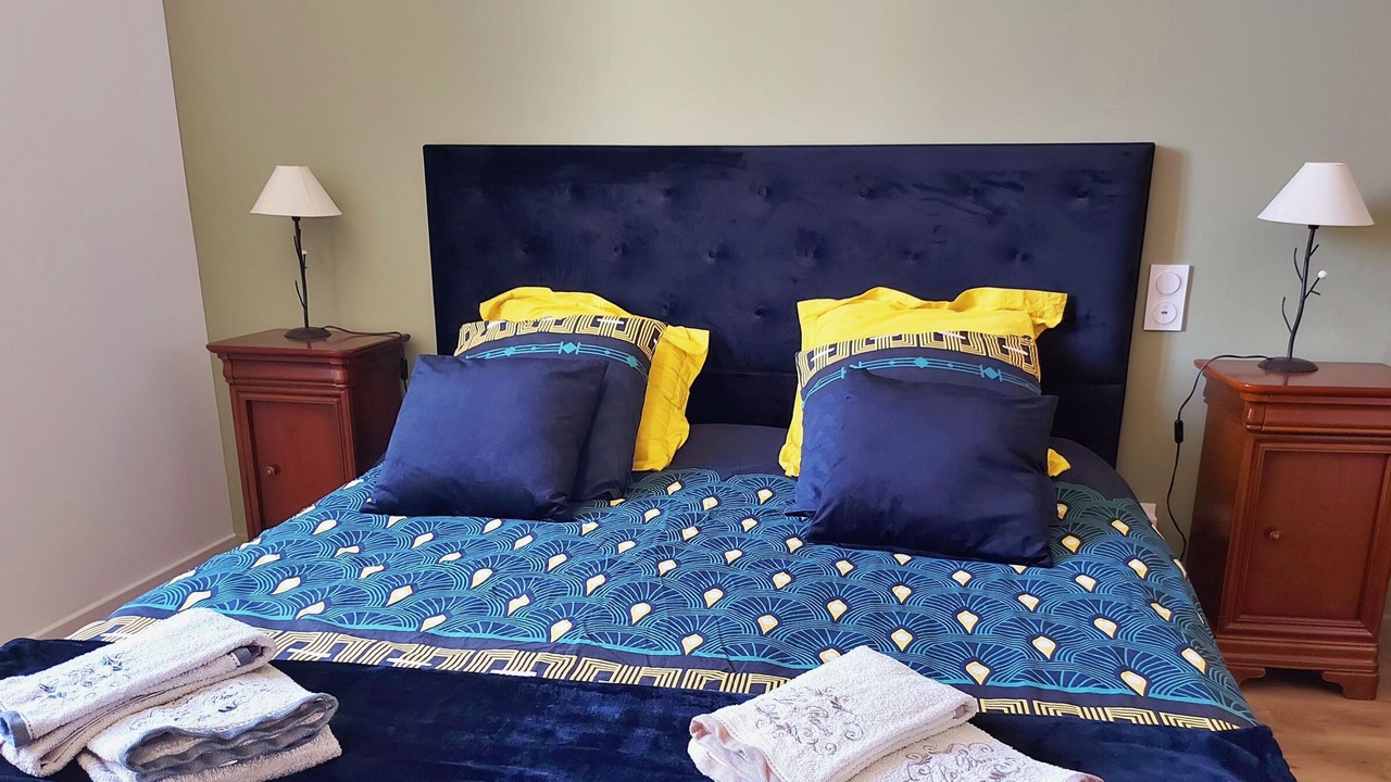 Photo of Bedroom in Mee
