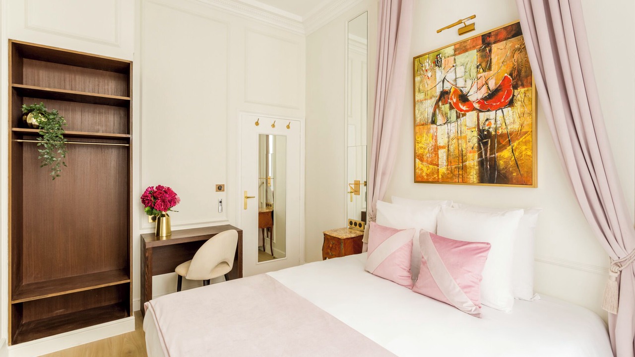 Photo of Bedroom in Les Halles