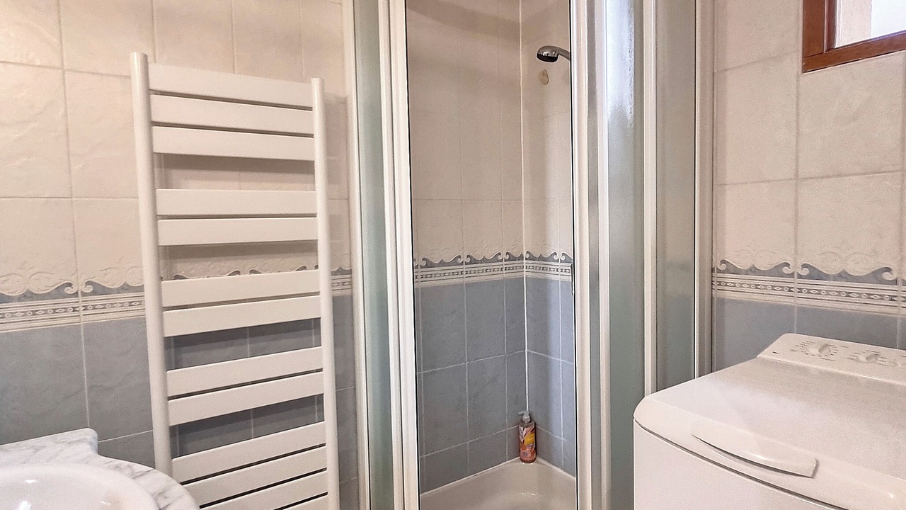 Photo of Bathroom in Saint-Chinian