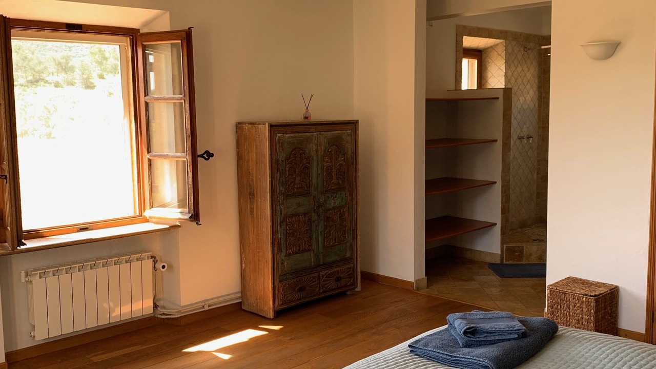 Photo of Bedroom in Eygalieres