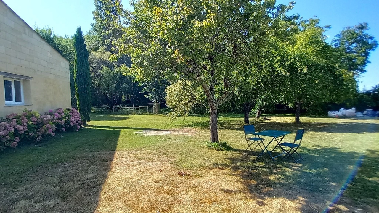 Photo of Outdoor in Branne
