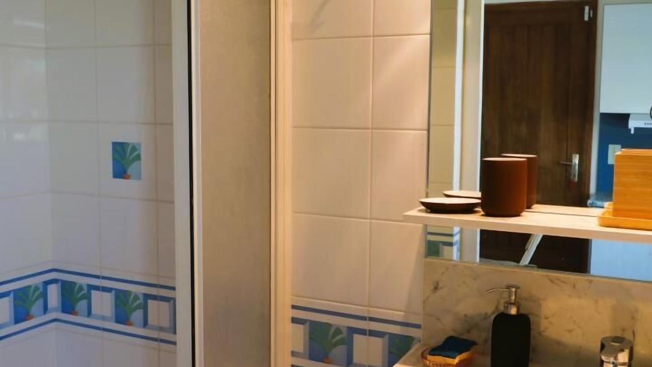 Photo of Bathroom in Saint-Ideuc