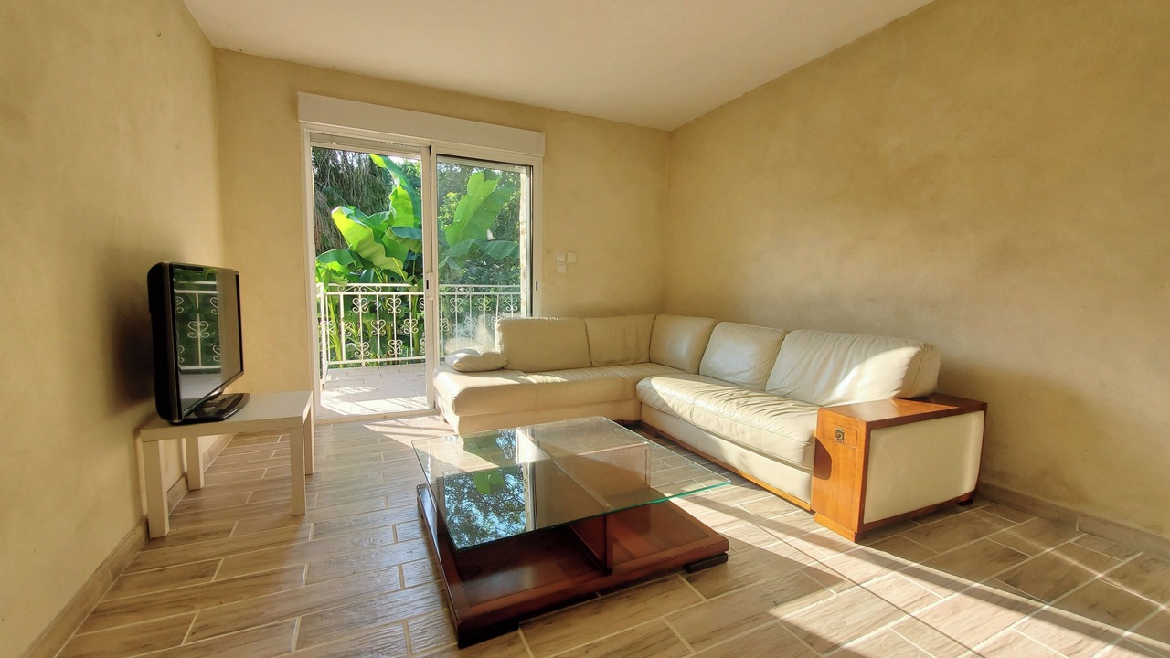 Photo of Livingroom in Lacropte
